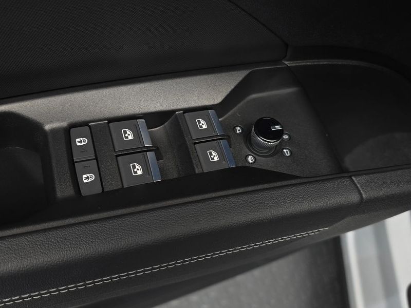 2022 Audi e-tron 40 Premium Sportback photo 27