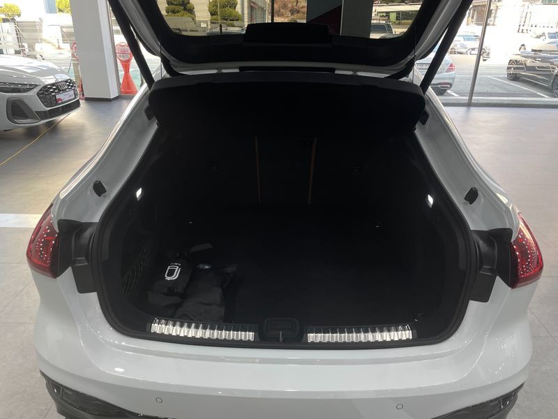 2025 Audi A5 40 TFSI Quattro S Line photo 12