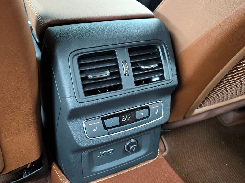 2023 Audi Q5 45 TFSI Quattro photo 18