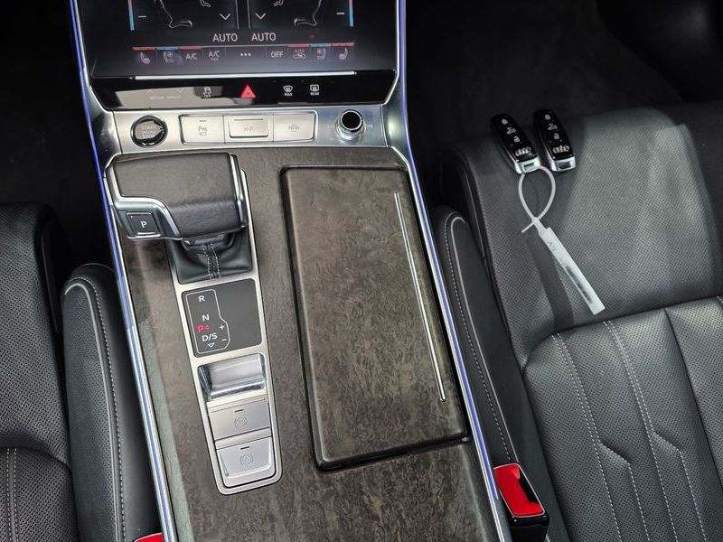 2021 Audi A7 55 TFSI Quattro Premium photo 15