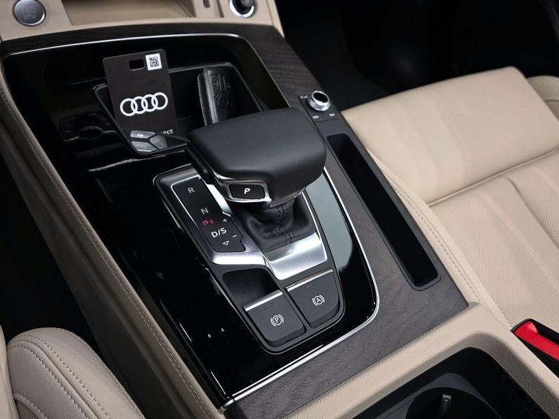2023 Audi Q5 40 TDI Quattro Premium photo 9