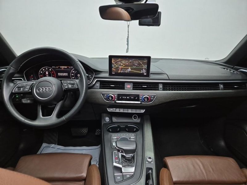 2019 Audi A4 40 TFSI Premium photo 7
