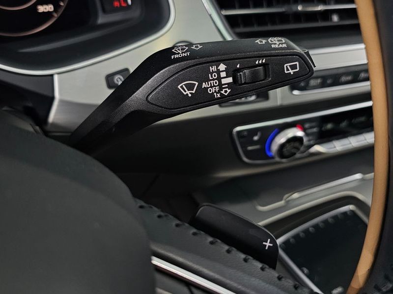 2019 Audi Q7 45 TFSI Quattro photo 29