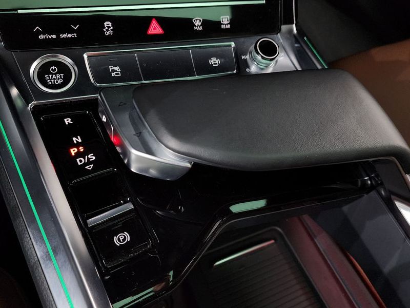 2021 Audi e-tron 55 Quattro Sportback photo 9