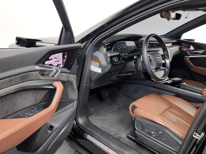 2021 Audi e-tron 55 Quattro Sportback photo 10