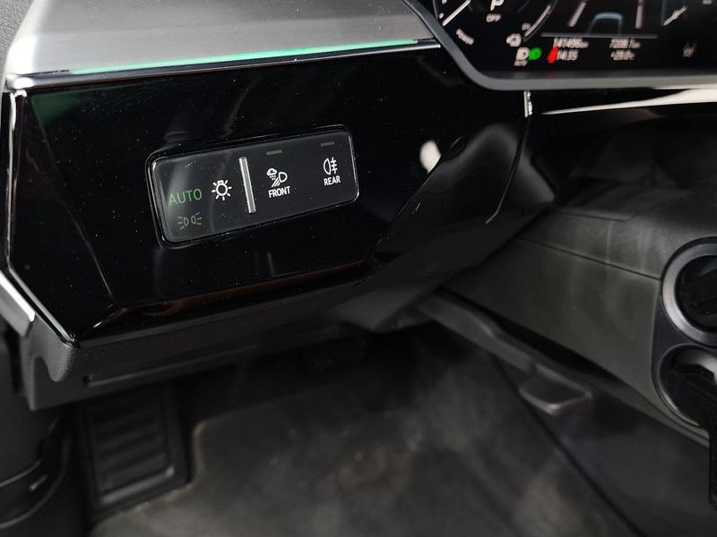 2021 Audi e-tron 55 Quattro Sportback photo 20