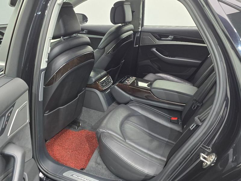 2015 Audi A8 60 TDI Quattro D4 photo 11
