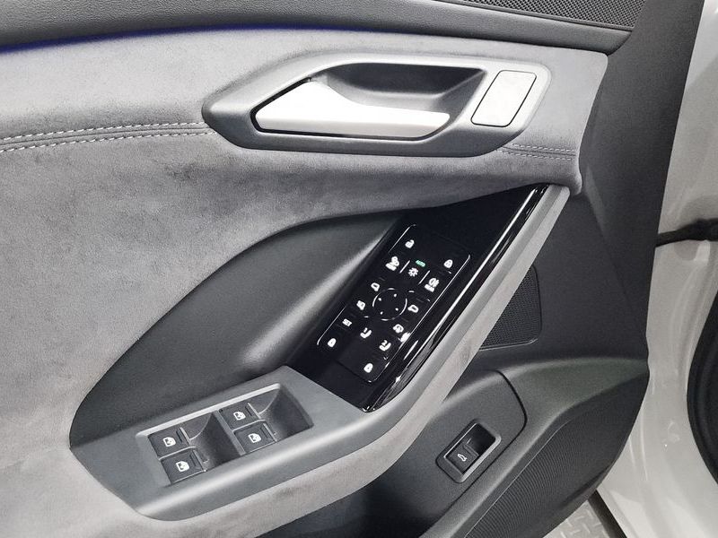 2025 Audi Q6 e-tron Quattro photo 20