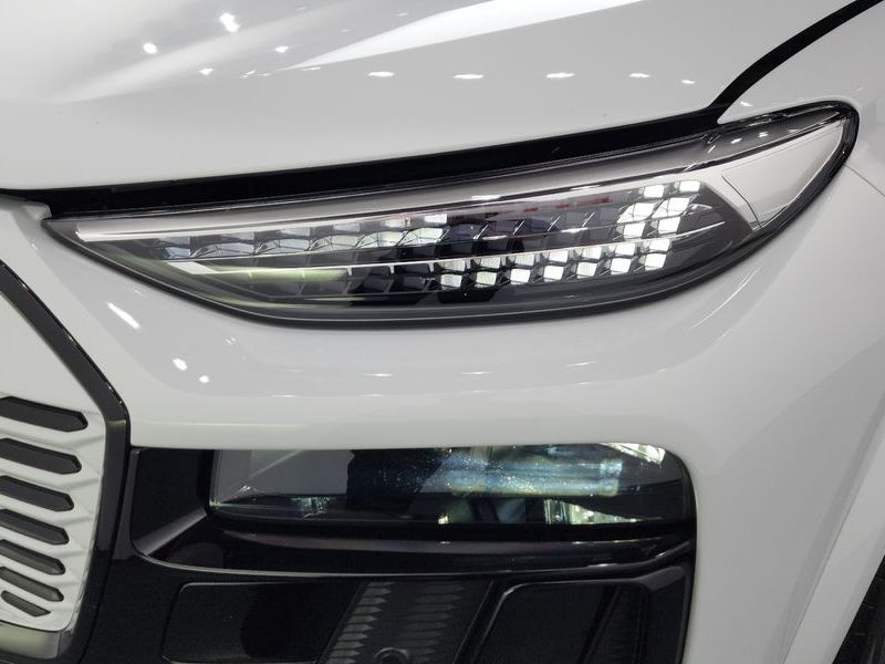 2025 Audi Q6 e-tron Quattro photo 22