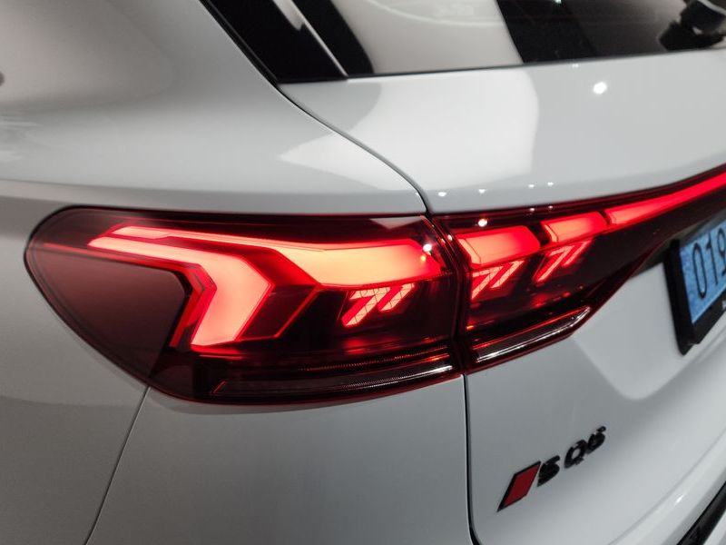 2025 Audi Q6 e-tron Quattro photo 23