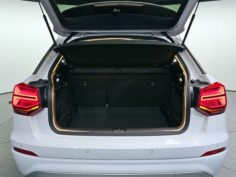 2020 Audi Q2 35 TDI Premium photo 20