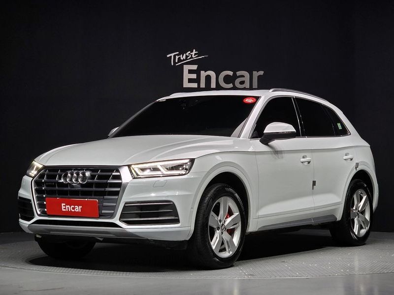 2020 Audi Q5 45 TFSI Quattro Premium photo 1