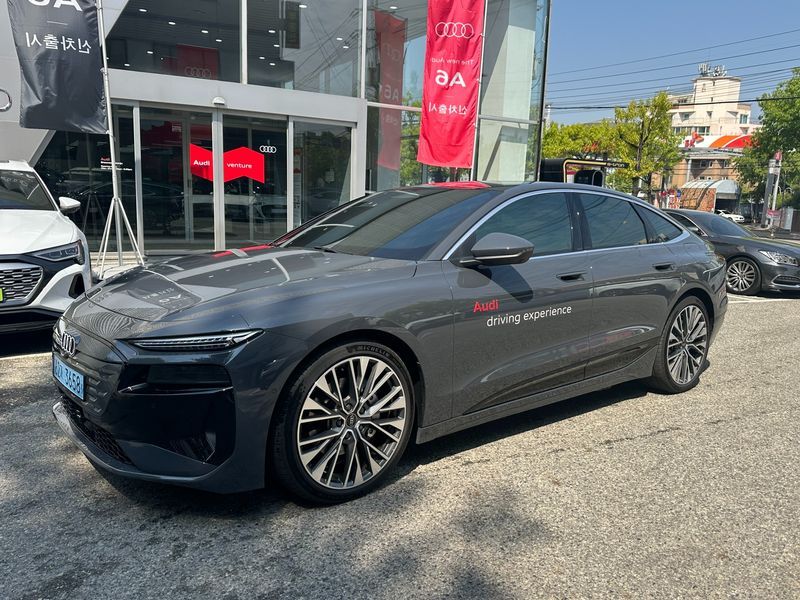 2025 Audi A6 Performance Advanced photo 1
