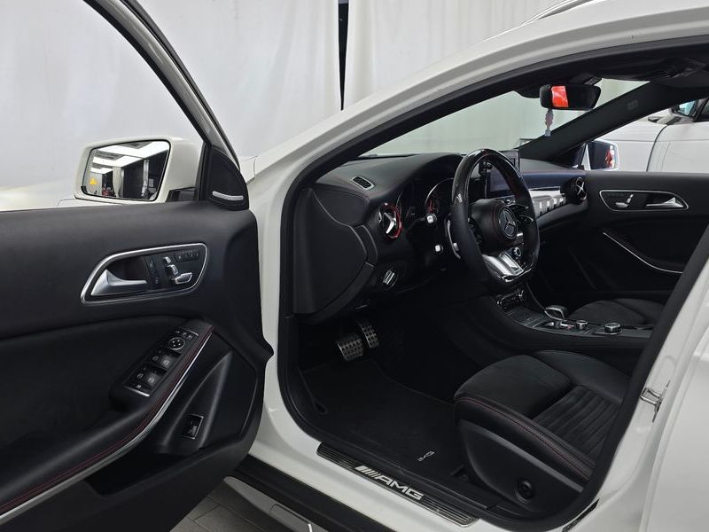 2019 Mercedes-Benz A-Class GLA45 AMG 4MATIC photo 10