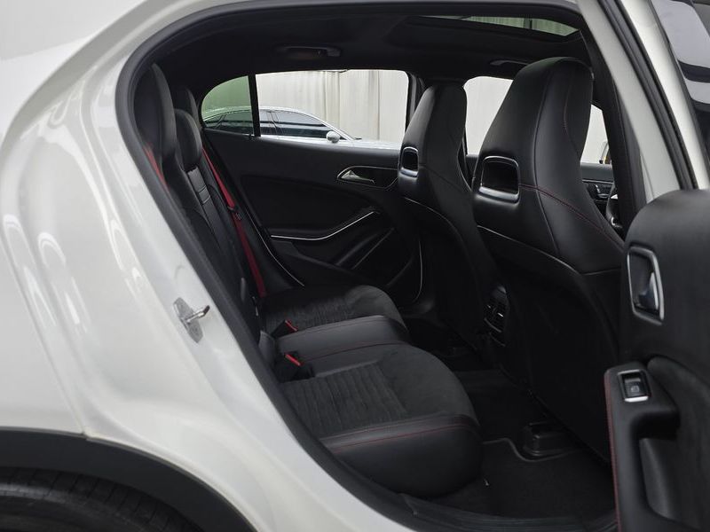 2019 Mercedes-Benz A-Class GLA45 AMG 4MATIC photo 11