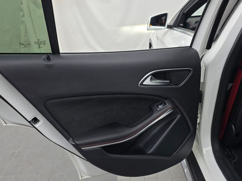 2019 Mercedes-Benz A-Class GLA45 AMG 4MATIC photo 25
