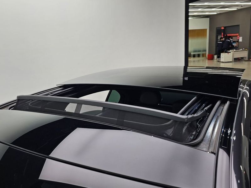 2024 Mercedes-Benz C-Class C300 4MATIC Avantgarde photo 19