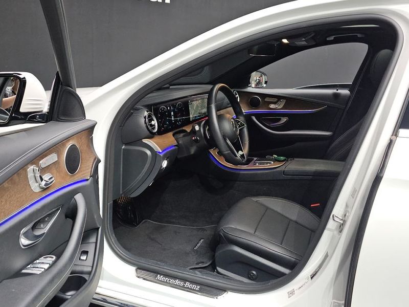 2022 Mercedes-Benz E-Class E250 Exclusive photo 10
