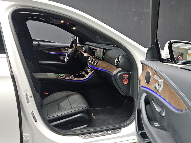 2022 Mercedes-Benz E-Class E250 Exclusive photo 18