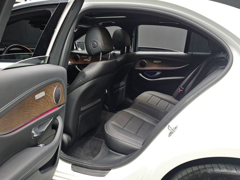 2022 Mercedes-Benz E-Class E250 Exclusive photo 19