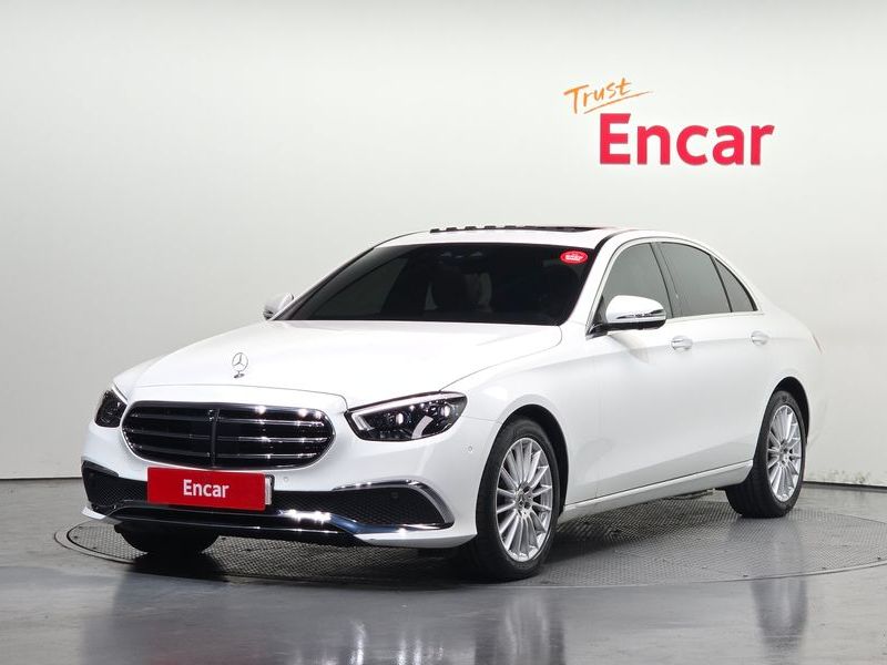 2023 Mercedes-Benz E-Class E250 Exclusive photo 1