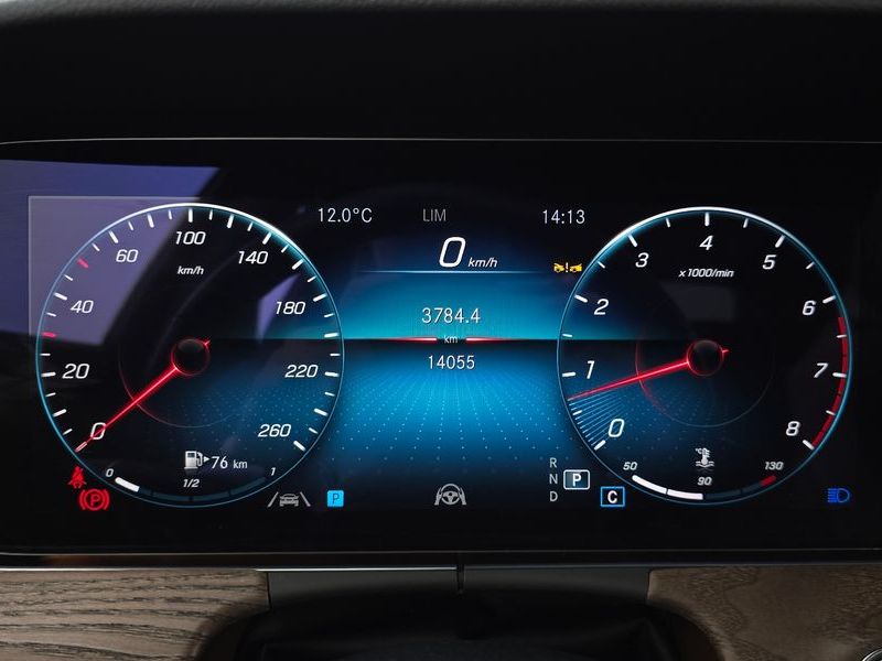 2023 Mercedes-Benz E-Class E250 Exclusive photo 8