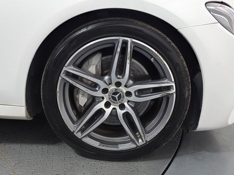 2019 Mercedes-Benz E-Class E300 AMG Line photo 21