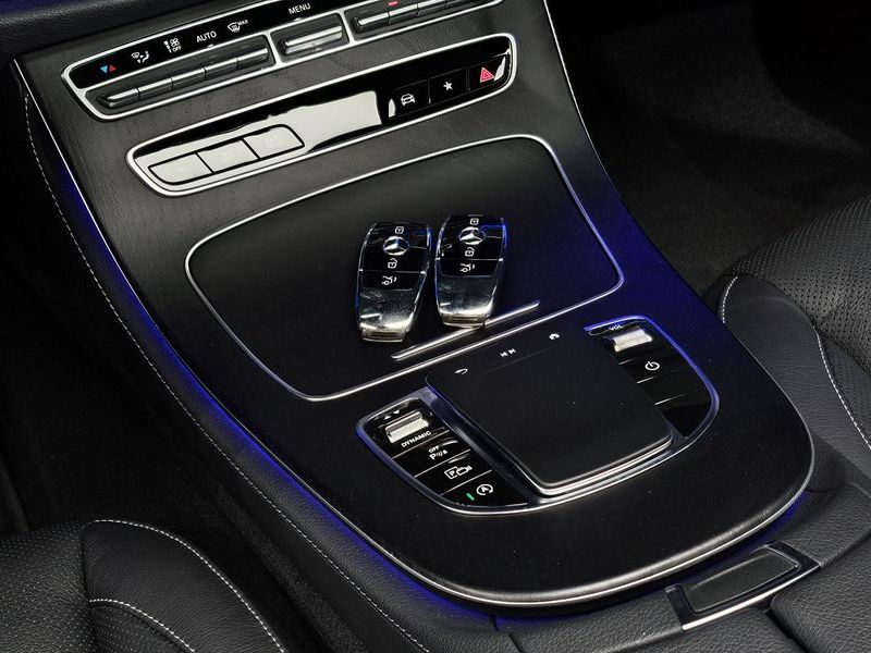 2023 Mercedes-Benz E-Class E250 AMG Line photo 9