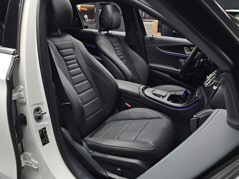 2023 Mercedes-Benz E-Class E250 AMG Line photo 10