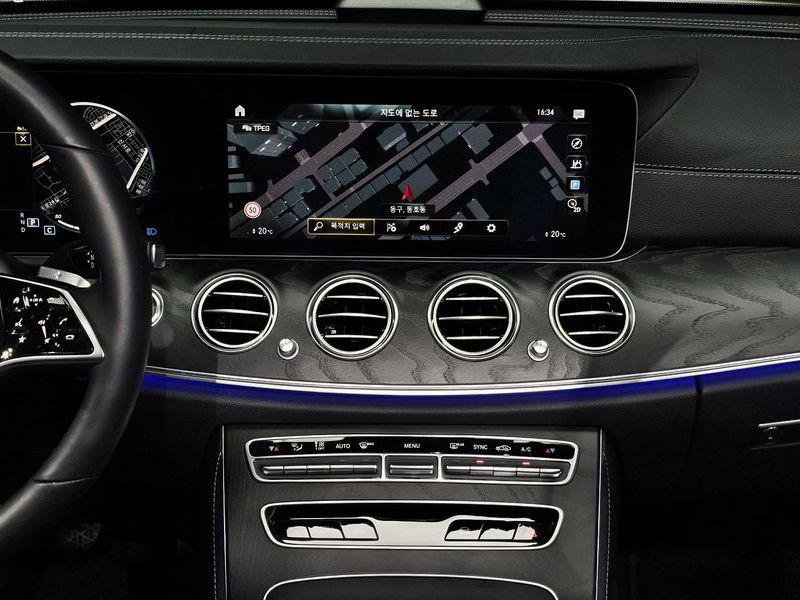 2023 Mercedes-Benz E-Class E250 AMG Line photo 16