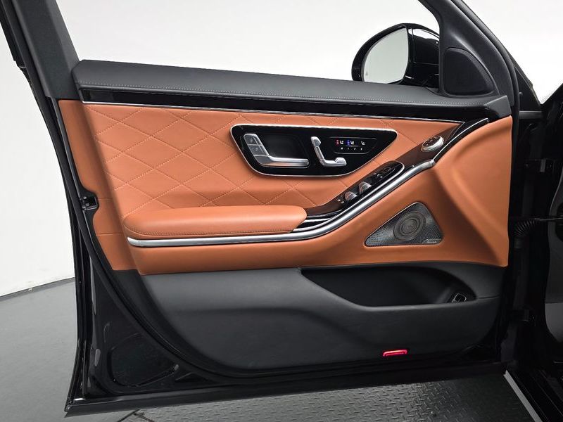 2022 Mercedes-Benz S-Class S580L 4MATIC photo 24
