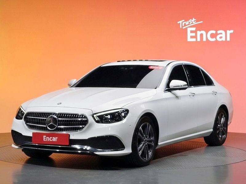 2022 Mercedes-Benz E-Class E350 4MATIC Avantgarde photo 1