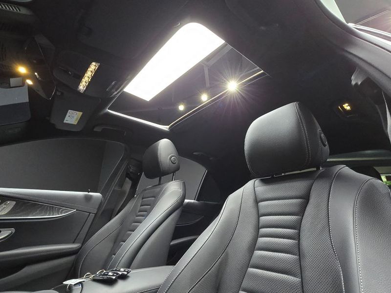 2022 Mercedes-Benz E-Class E350 4MATIC Avantgarde photo 19