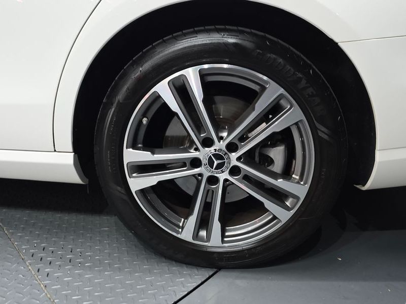 2022 Mercedes-Benz E-Class E350 4MATIC Avantgarde photo 21