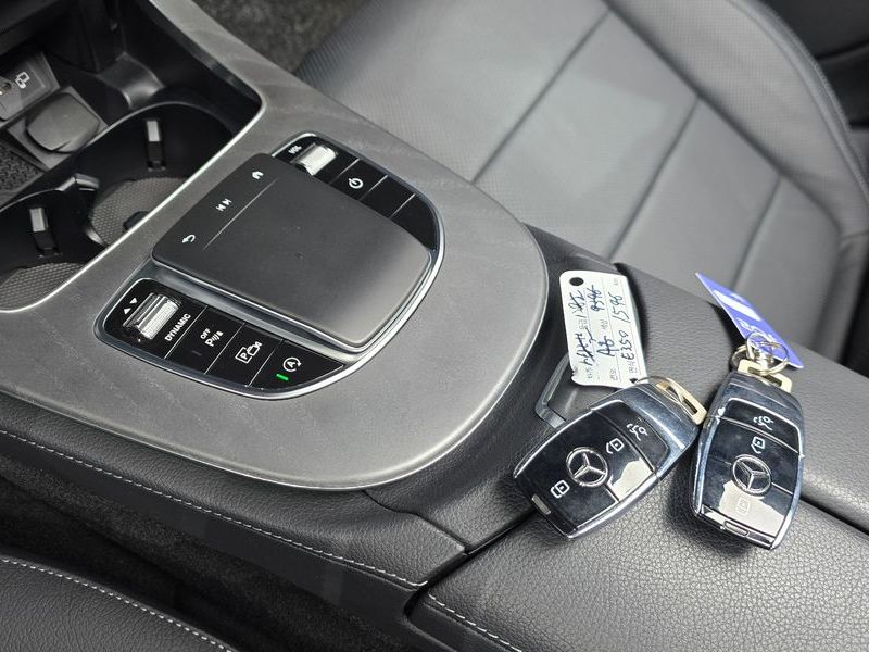 2022 Mercedes-Benz E-Class E350 4MATIC Avantgarde photo 28
