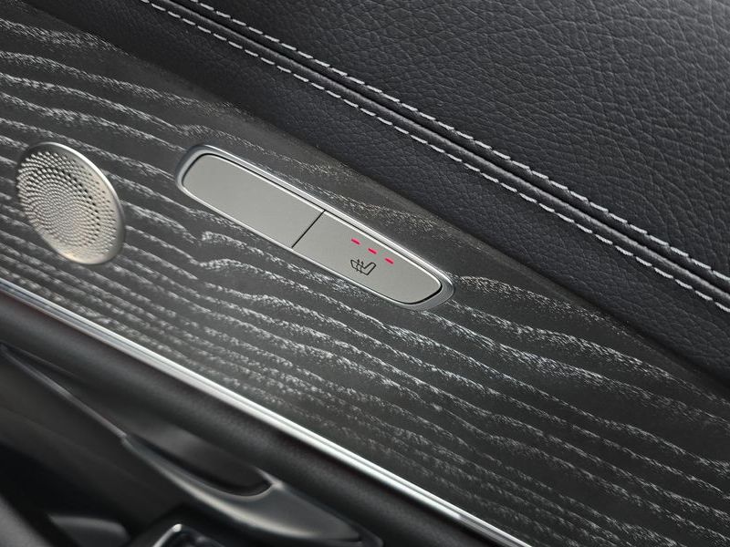2022 Mercedes-Benz E-Class E350 4MATIC Avantgarde photo 29