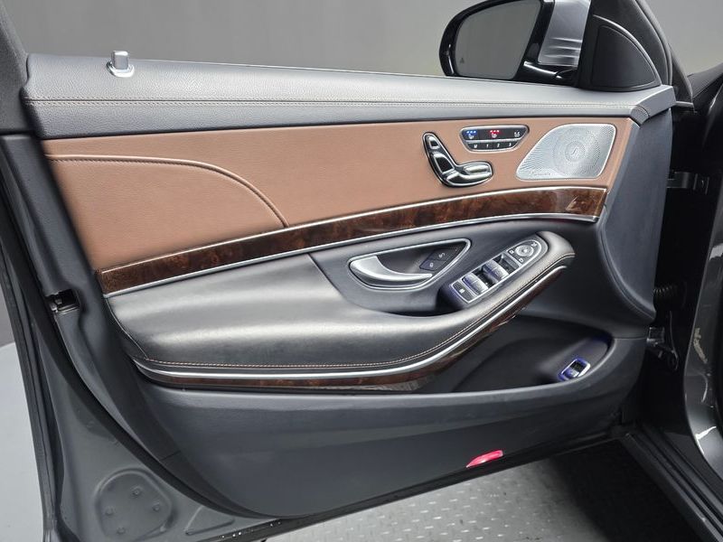 2020 Mercedes-Benz S-Class S560L 4MATIC photo 24