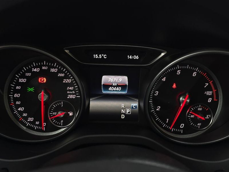 2019 Mercedes-Benz A-Class GLA220 photo 8
