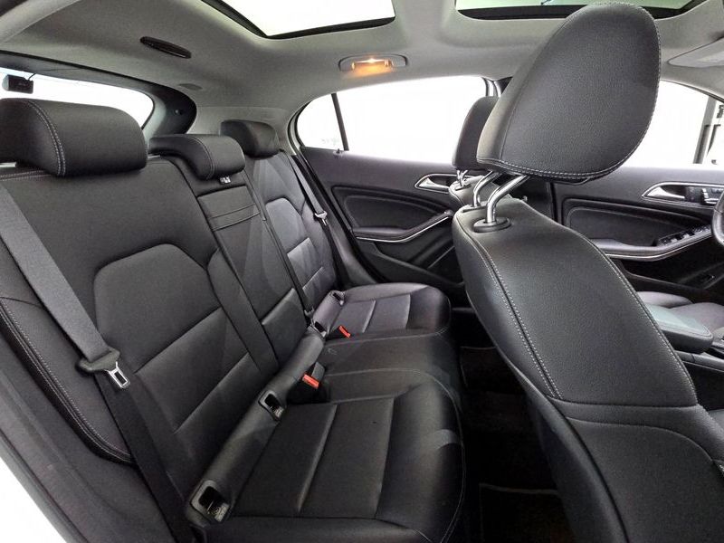 2019 Mercedes-Benz A-Class GLA220 photo 12