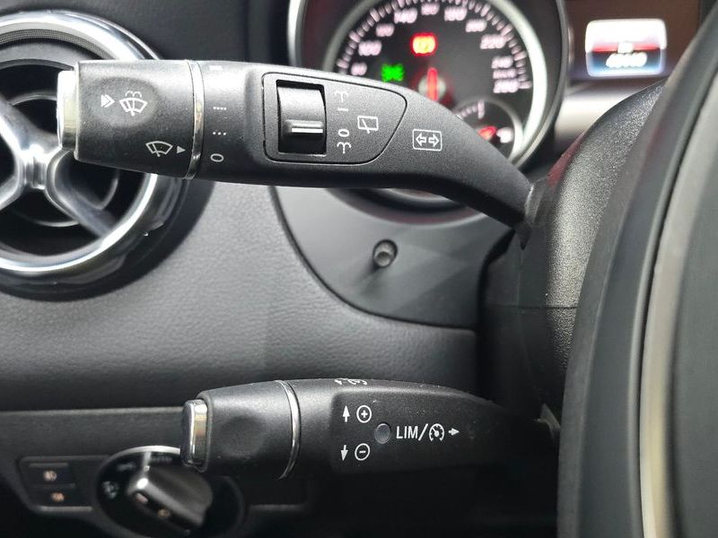 2019 Mercedes-Benz A-Class GLA220 photo 16