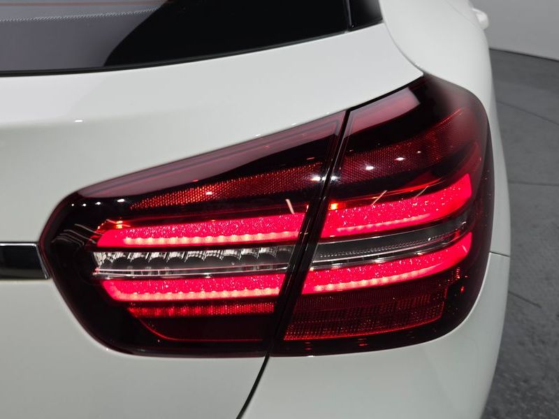 2019 Mercedes-Benz A-Class GLA220 photo 23