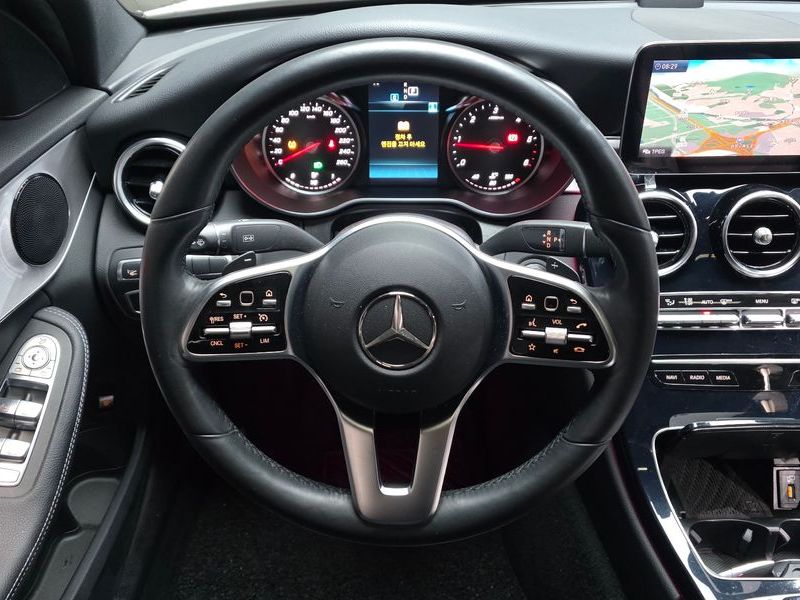 2020 Mercedes-Benz C-Class C220 d 4MATIC photo 13