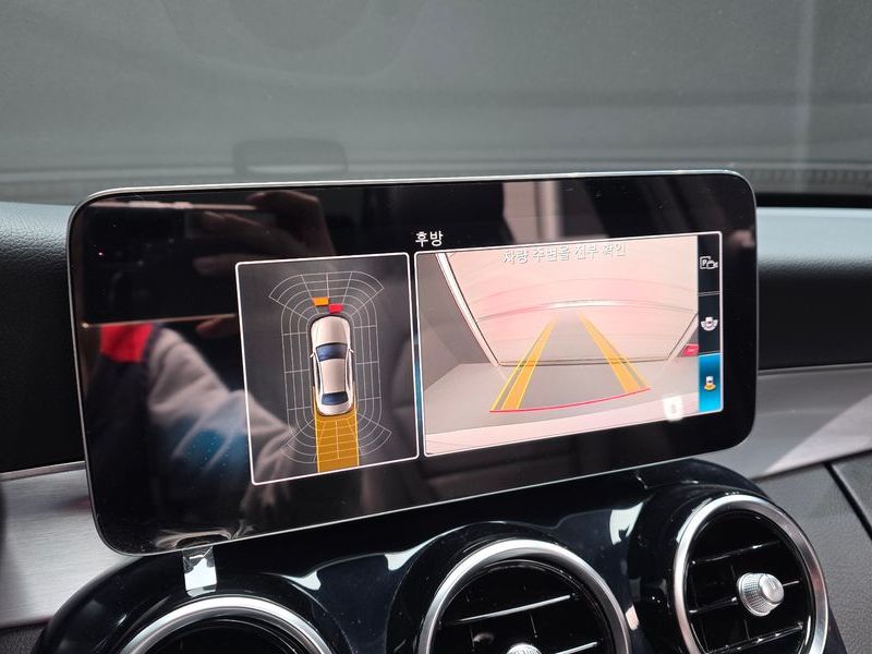 2020 Mercedes-Benz C-Class C220 d 4MATIC photo 17