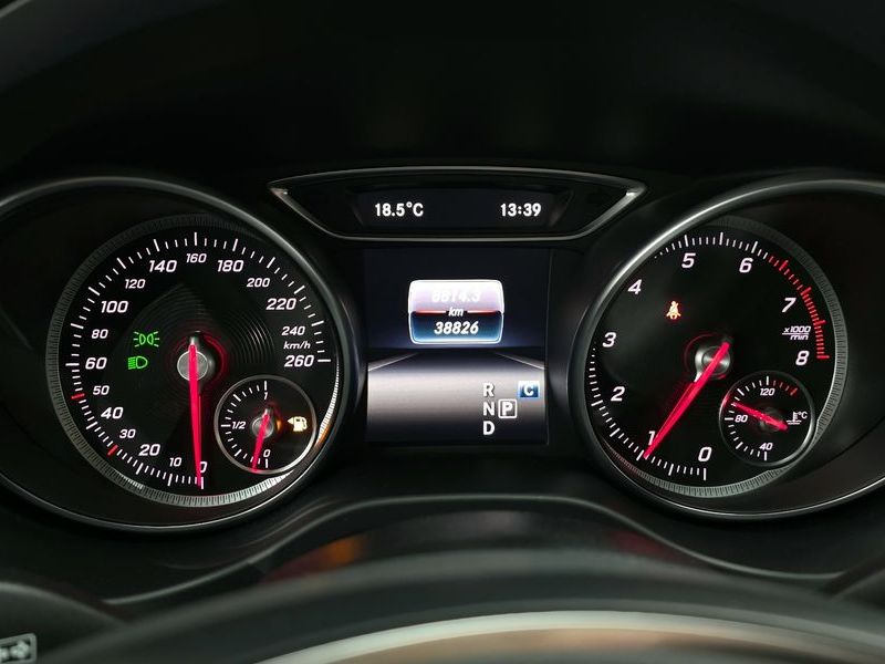 2019 Mercedes-Benz A-Class GLA220 photo 8