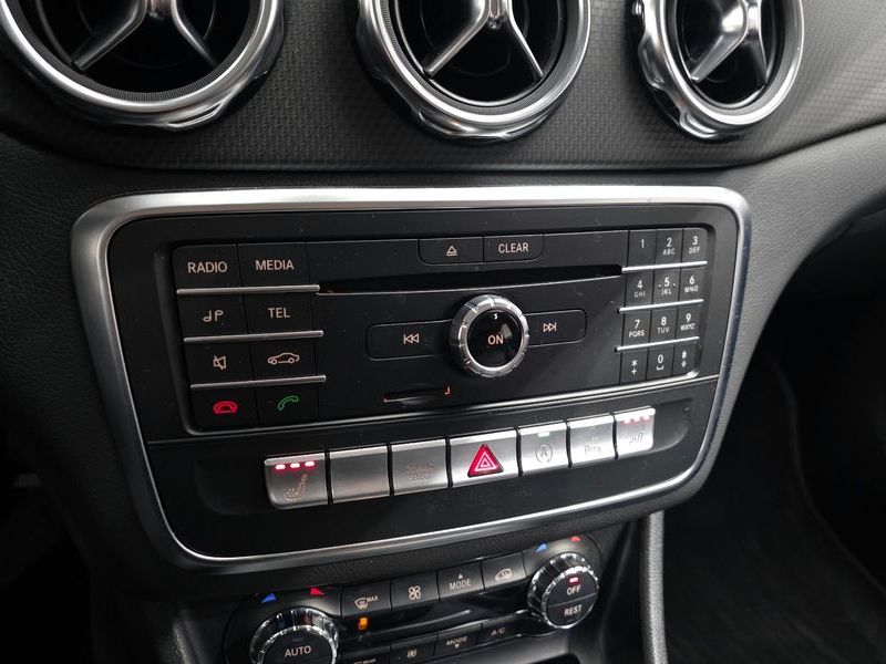 2019 Mercedes-Benz A-Class GLA220 photo 15