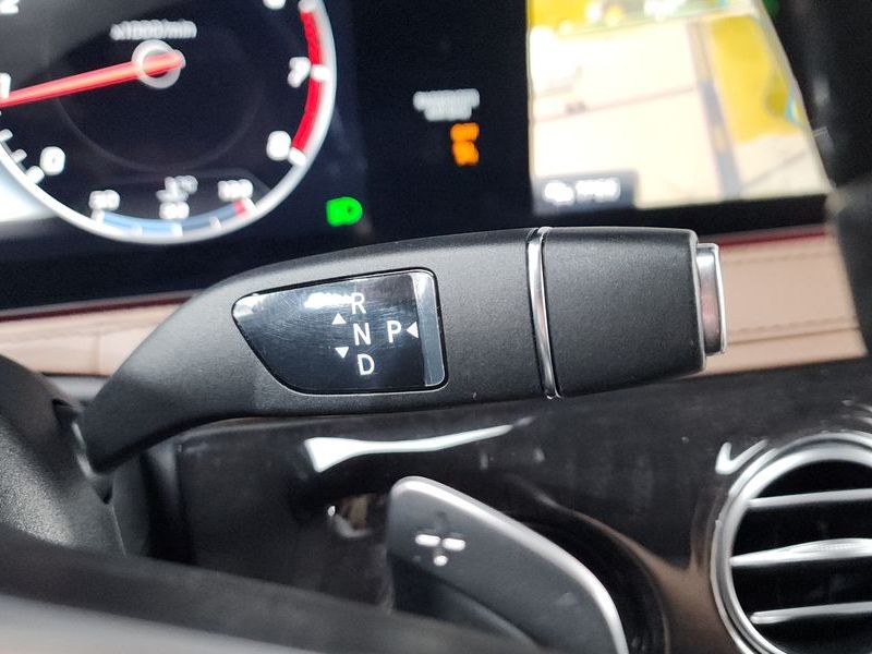 2020 Mercedes-Benz S-Class S350L photo 9
