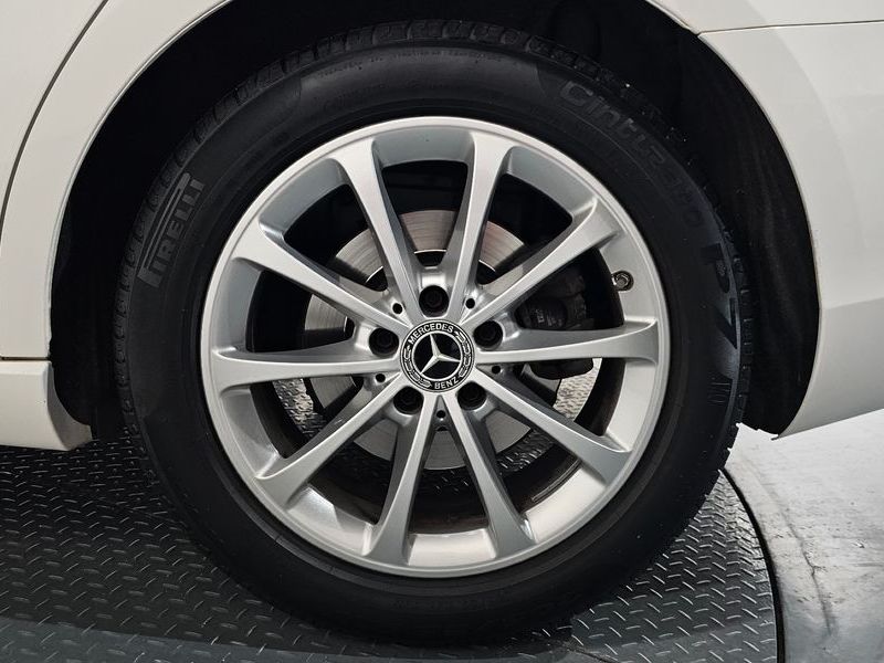 2020 Mercedes-Benz A-Class A220 Sedan photo 21