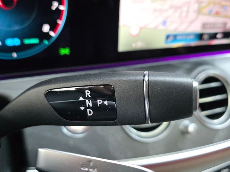 2023 Mercedes-Benz E-Class E350 4MATIC Exclusive photo 9