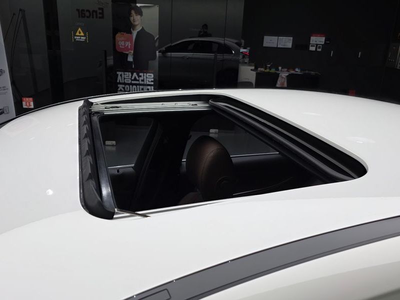 2023 Mercedes-Benz E-Class E350 4MATIC Exclusive photo 19