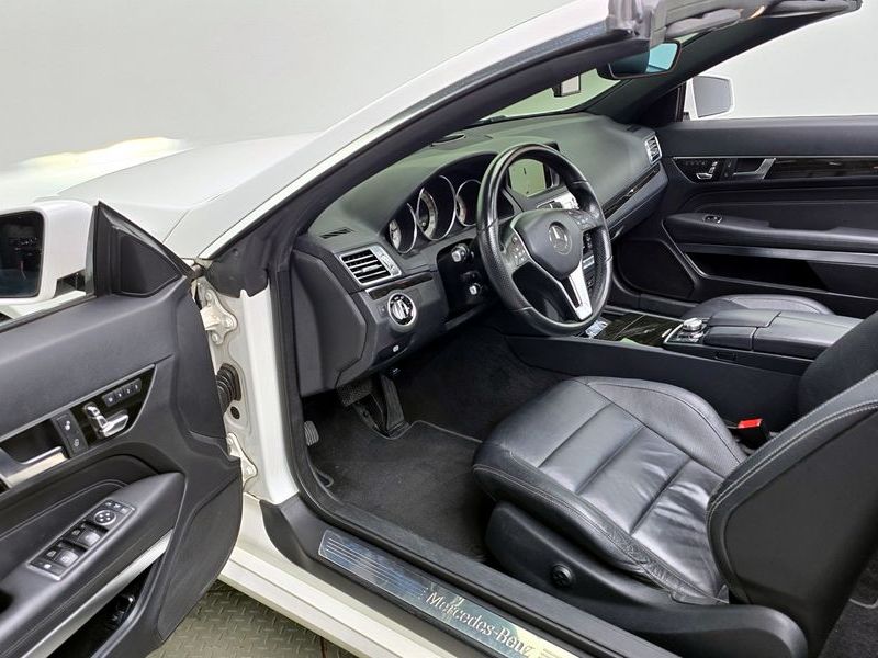 2014 Mercedes-Benz E-Class E200 Cabriolet photo 10